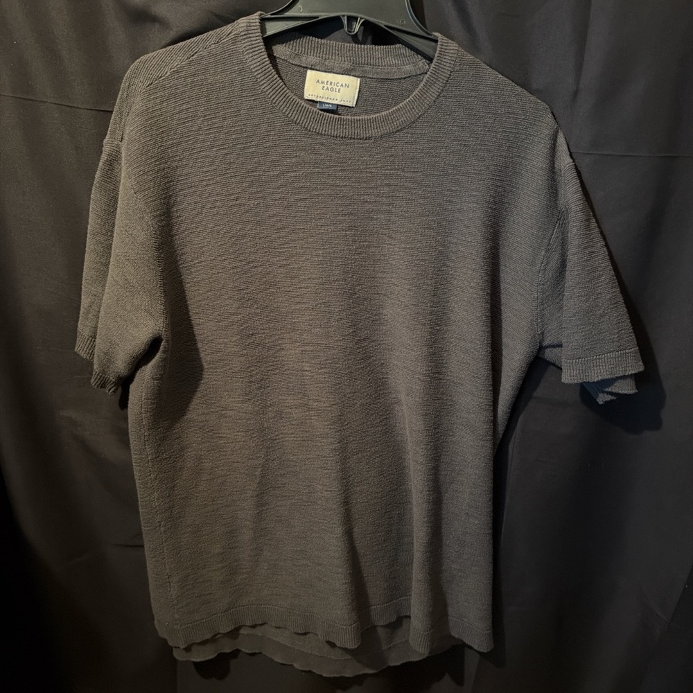 American Eagle Outfitters Charcoal Short Sleeve Tee